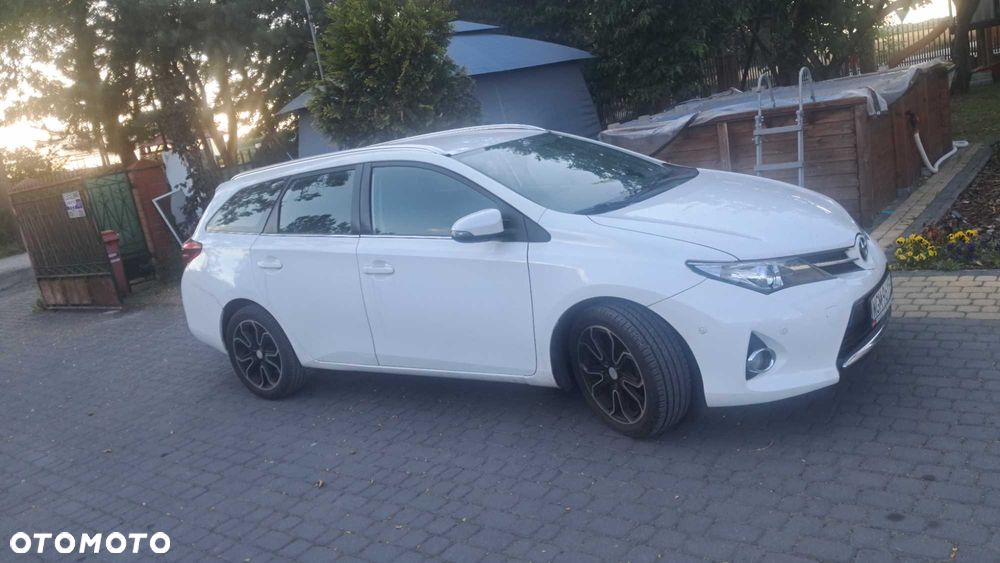 Toyota Auris - 3