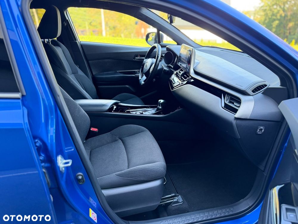Toyota C-HR - 11