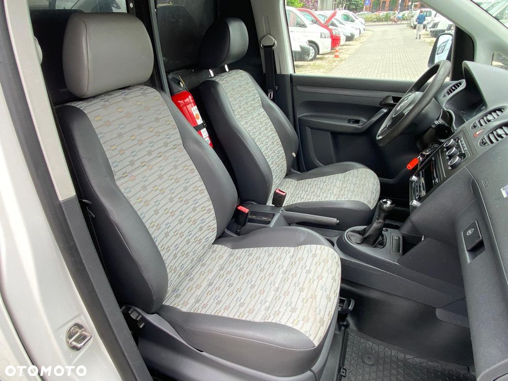 Volkswagen CADDY - 17