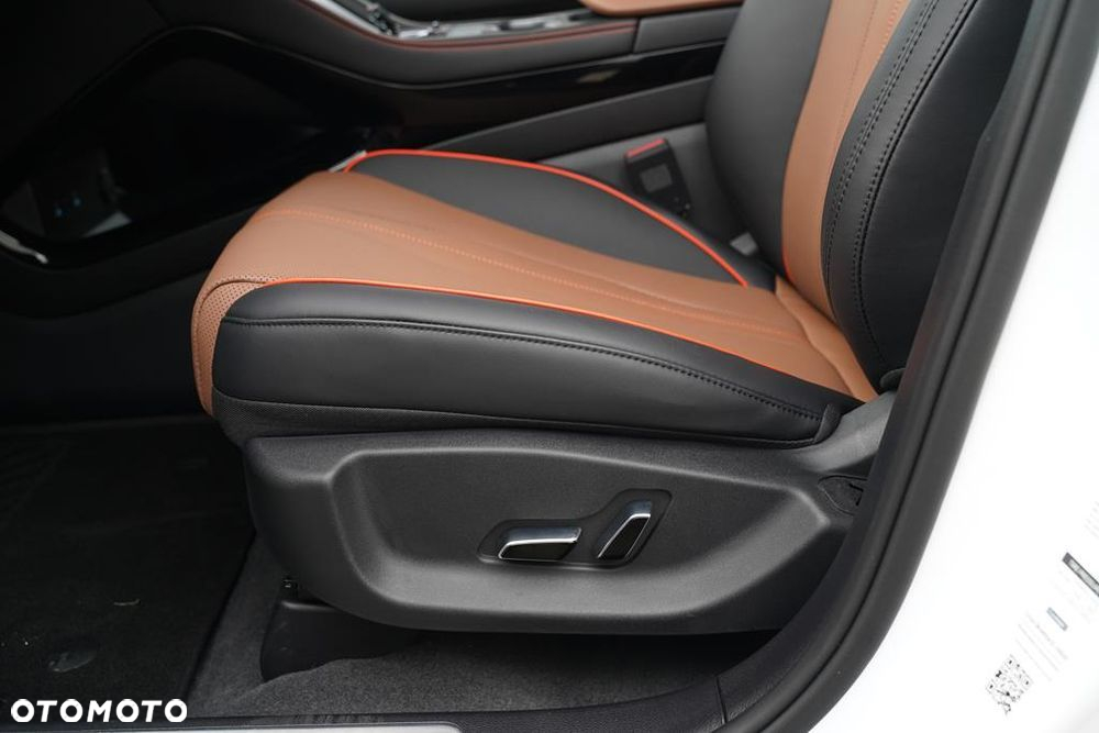 BYD Seal U 1.5T DM-i Design AWD - 15