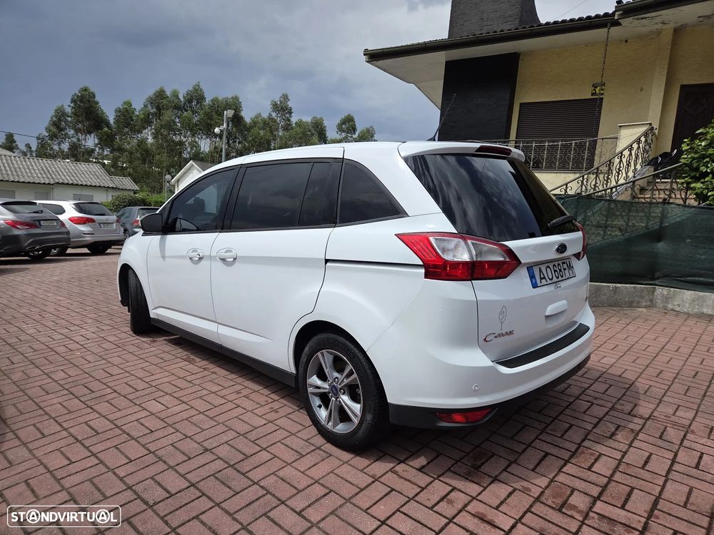 Ford Grand C-Max 1.0 EcoBoost S&S Ambiente - 8