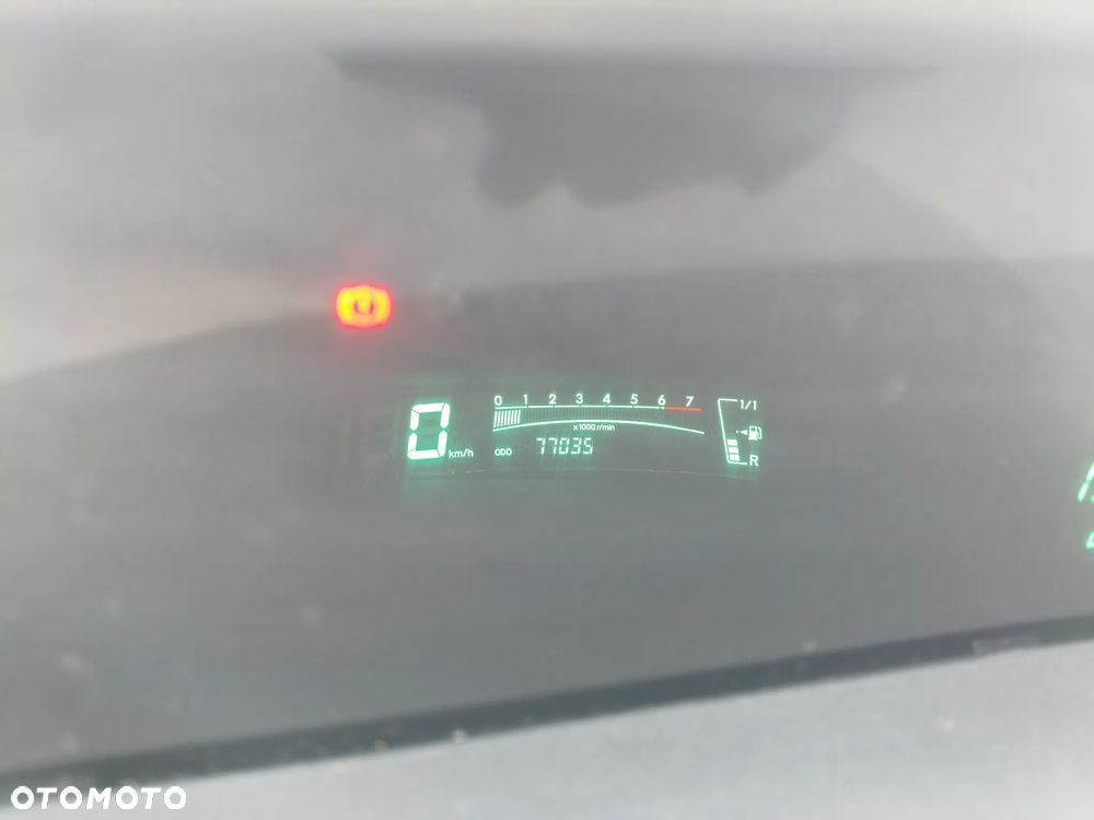 Toyota Yaris 1.33 Luna - 2