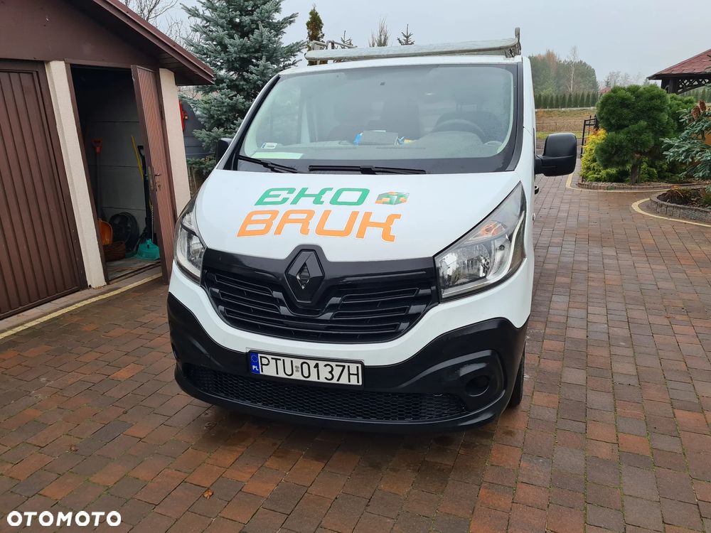 Renault TRAFIC - 1