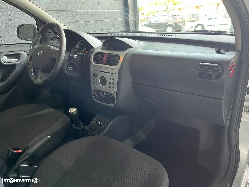 Opel Corsa 1.2 16V N-Joy - 15