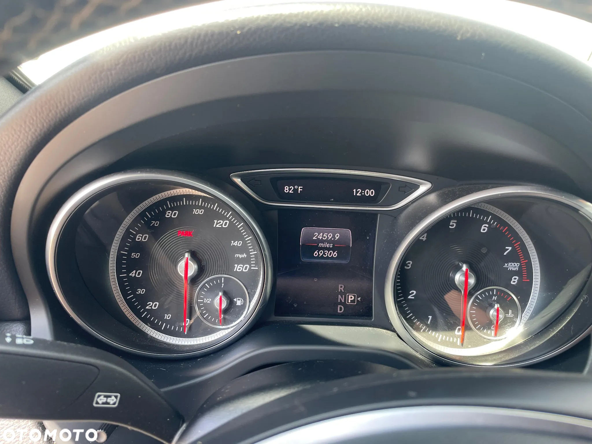 Mercedes-Benz CLA 250 7G-DCT - 12