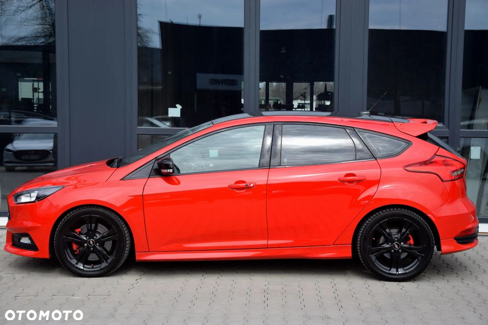 Ford Focus ST - 6