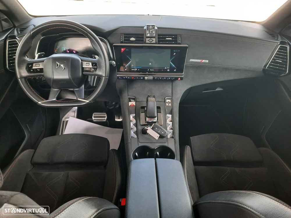 DS DS7 Crossback E-Tense Performance Line+ EAT8 - 32