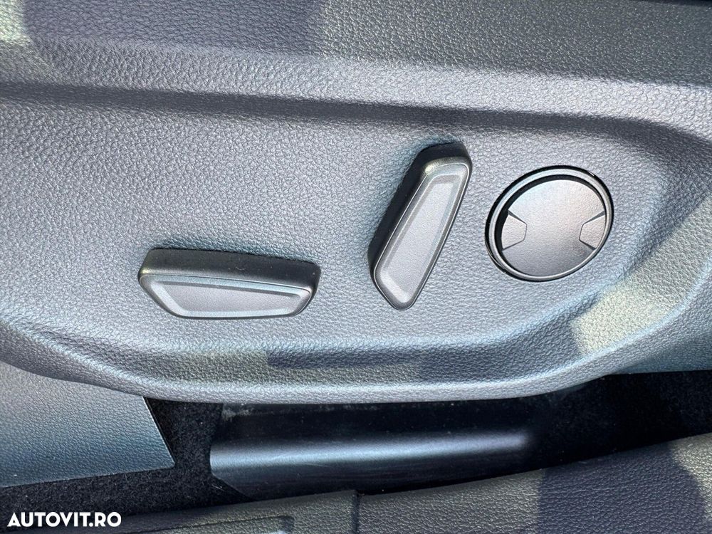 Ford Ranger Pick-Up 2.0 TD 205 CP 10AT 4x4 Double Cab Limited - 17