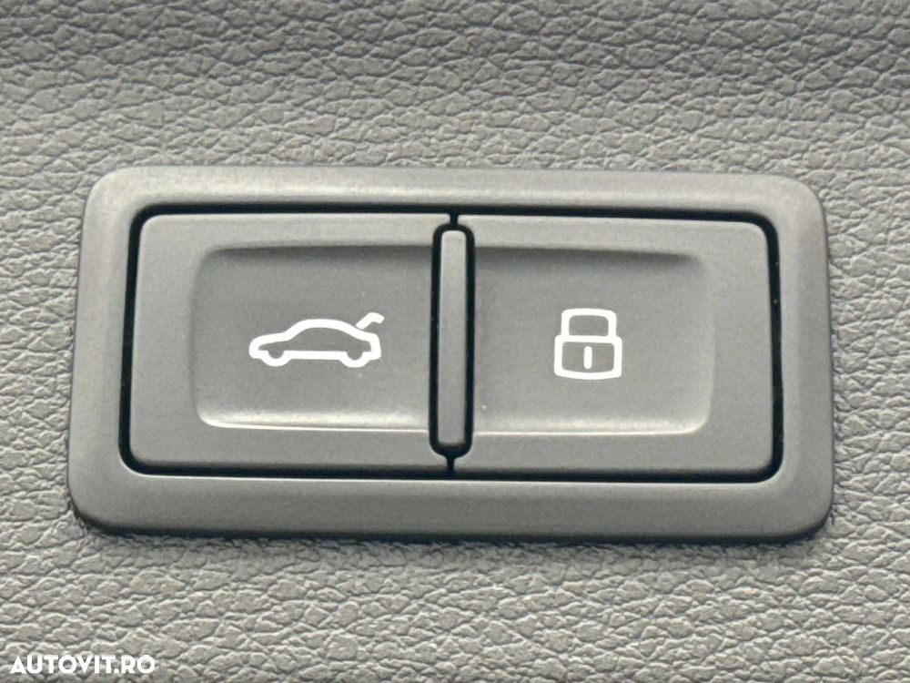 Audi Q3 35 TDI S tronic - 23
