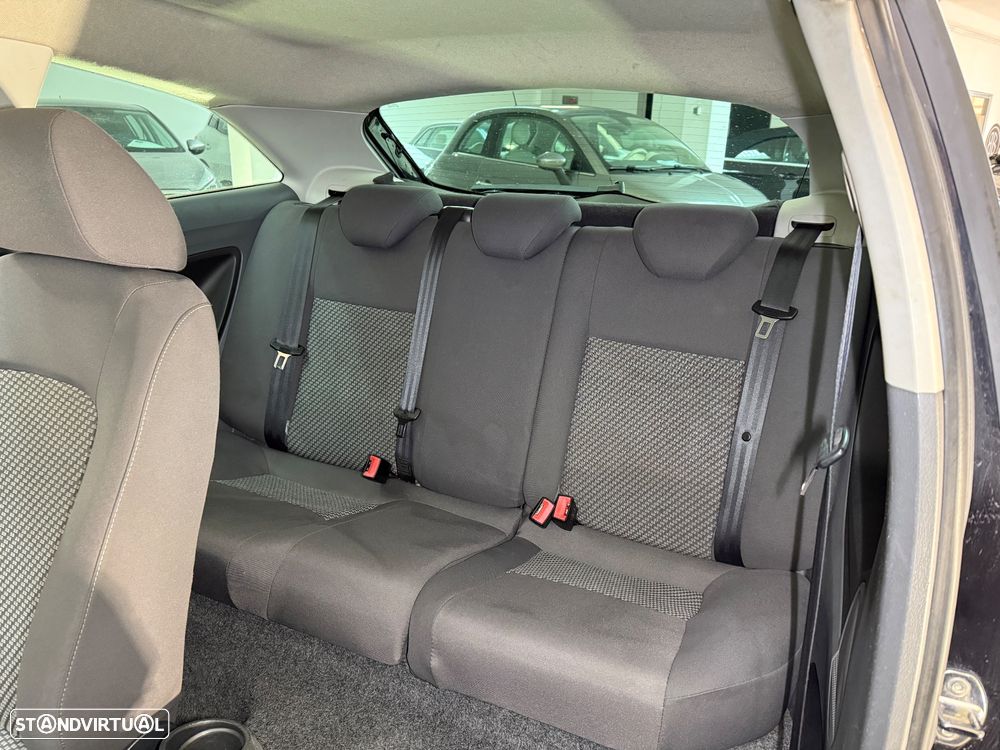 SEAT Ibiza SC 1.4 16V Good Stuff - 11