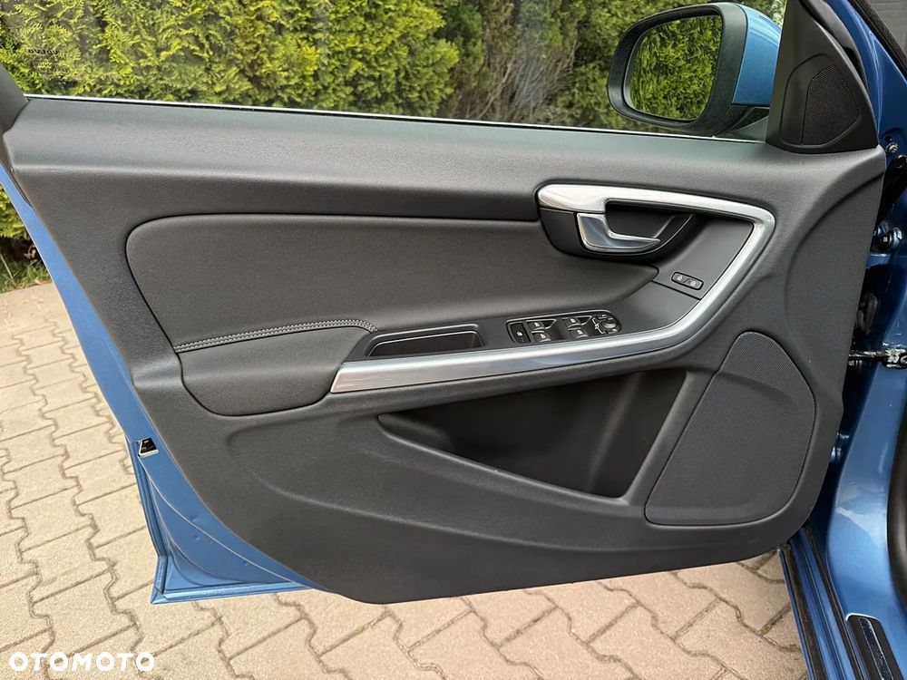 Volvo V60 D4 Drive-E Summum - 22