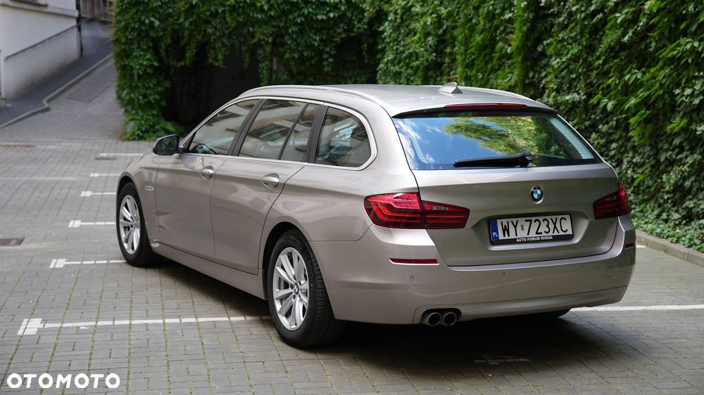 BMW Seria 5 520d Luxury Line - 6