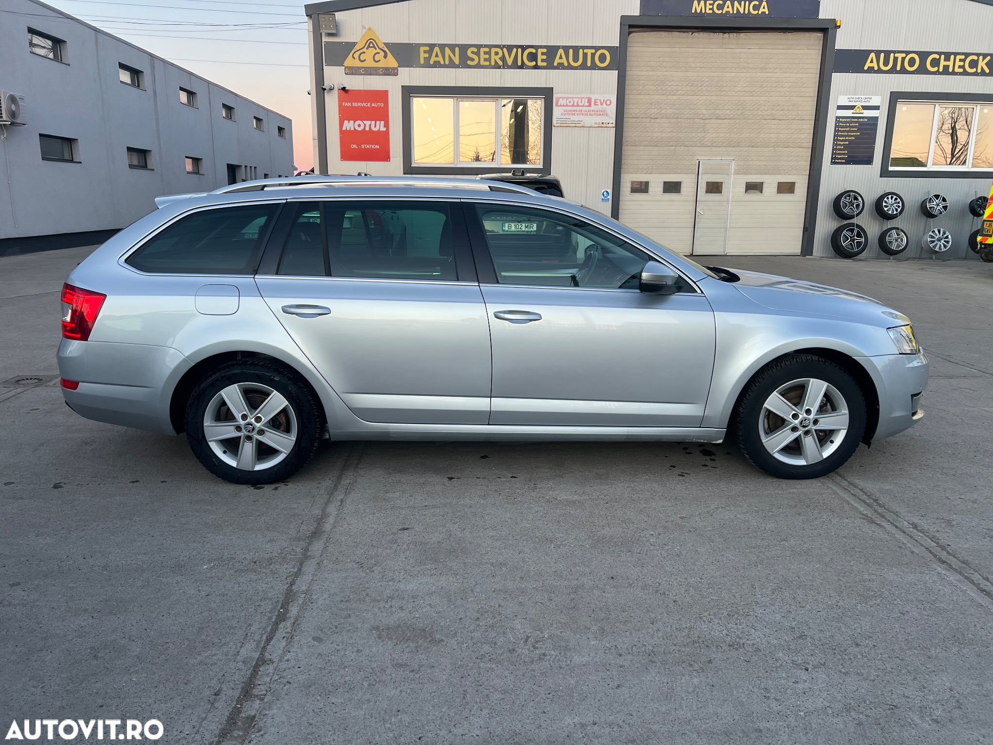 Skoda Octavia 2.0 TDI (Green tec) 4x4 Ambition - 21