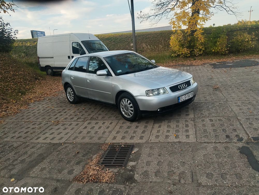 Audi A3 Sportback - 6