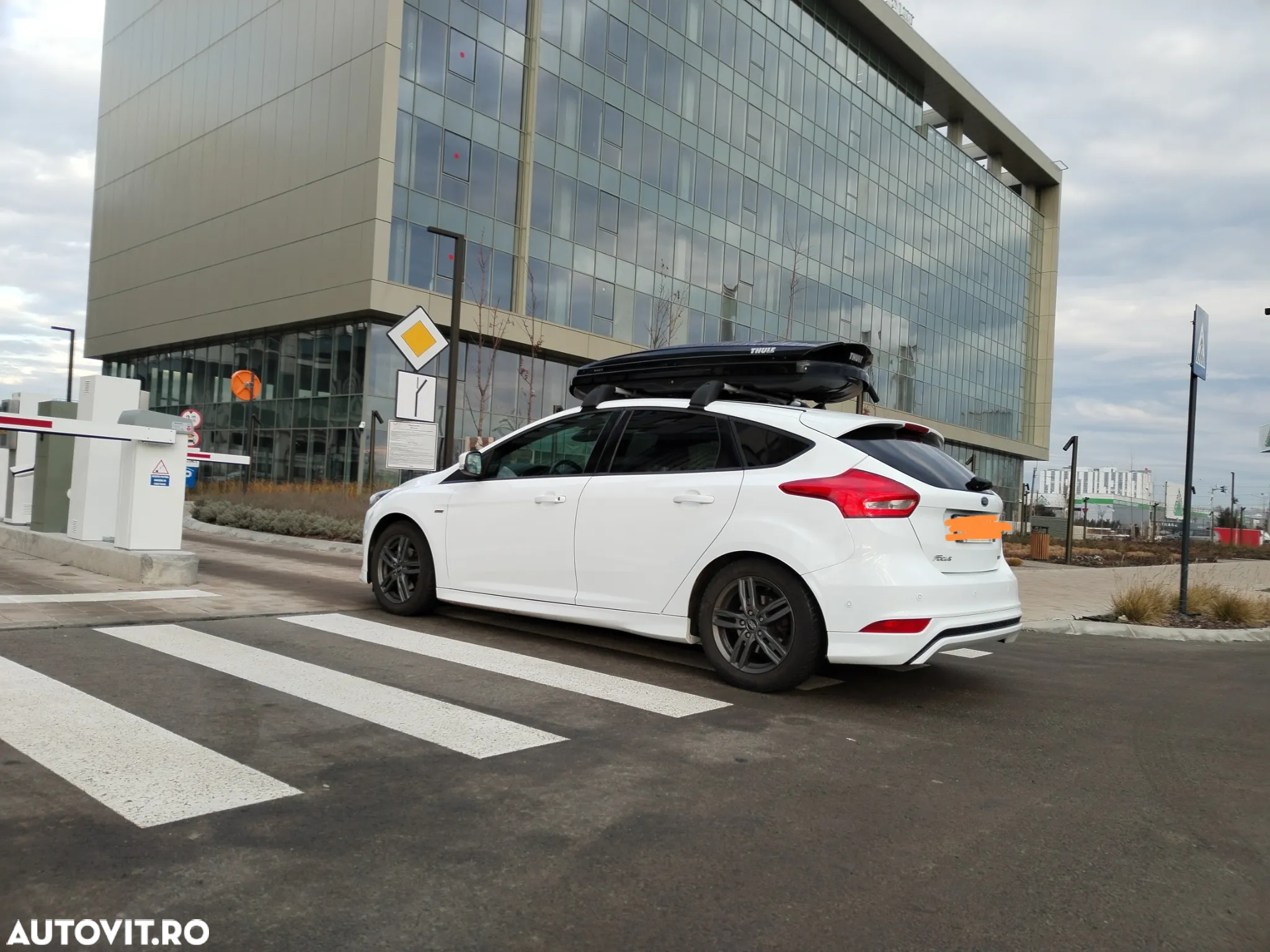 Ford Focus 1.0 EcoBoost ST-Line - 13