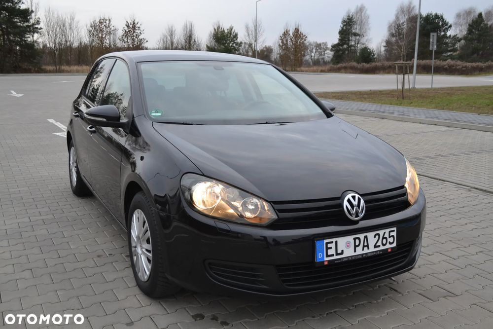 Volkswagen Golf - 23