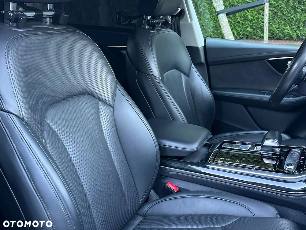 Audi Q8 - 27