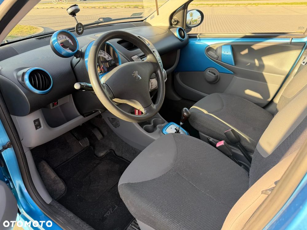Peugeot 107 1.0 Trendy 2-Tronic - 8