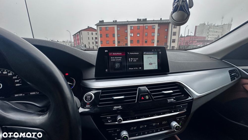 BMW Seria 5 520d Sport Line - 22