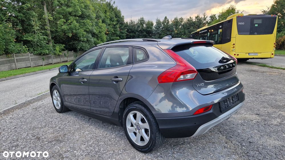 Volvo V40 Cross Country D2 Summum - 6