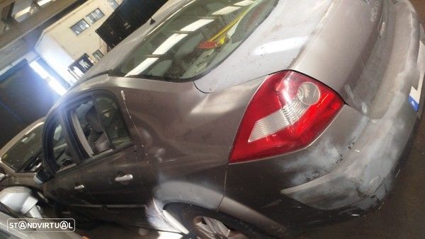 Para Peças Renault Megane Ii Sedan (Lm0/1_) - 1