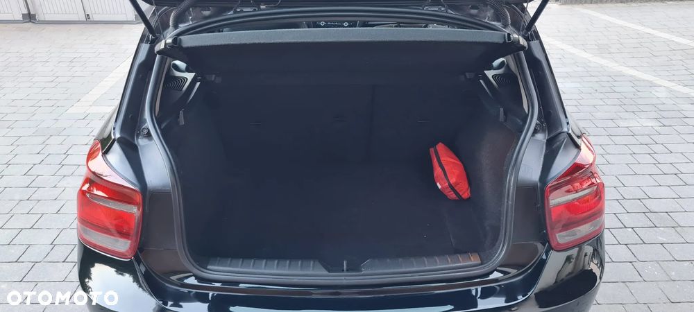 BMW Seria 1 116i - 25