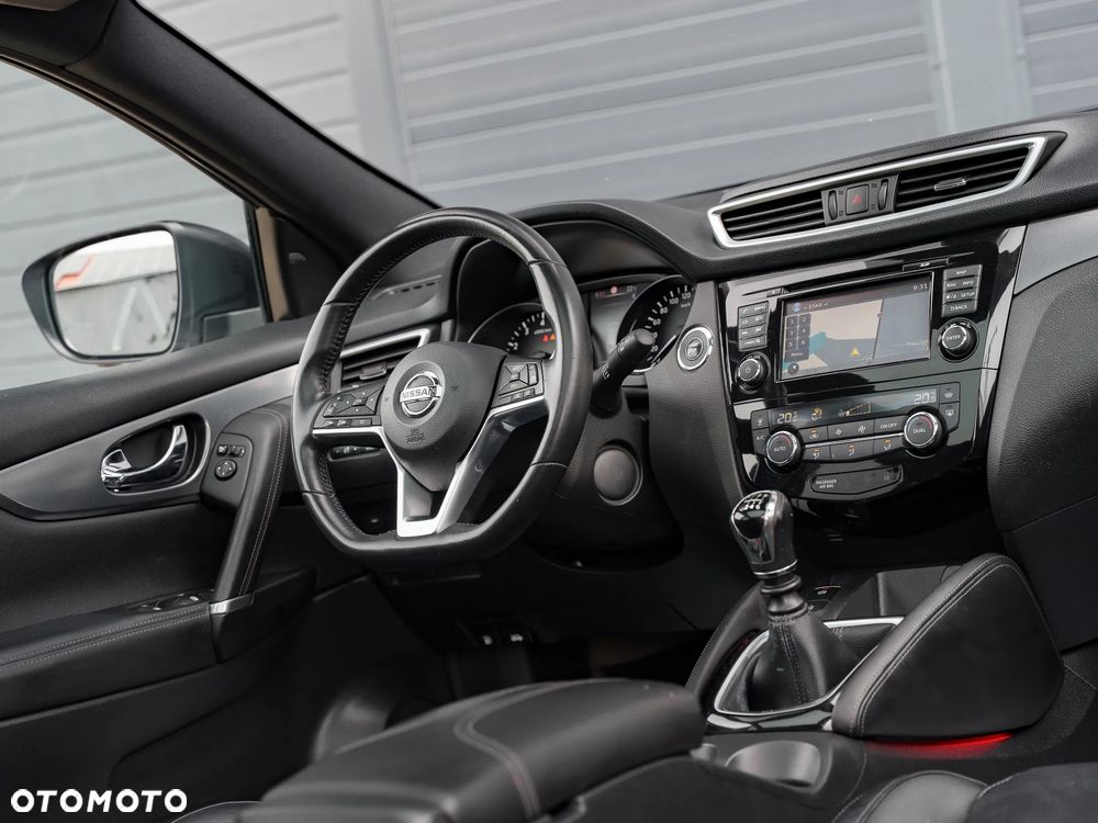 Nissan Qashqai 1.3 DIG-T Tekna+ - 18