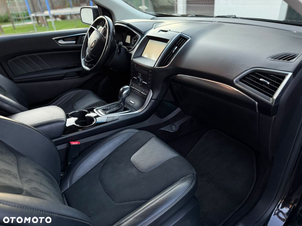 Ford Inny - 18