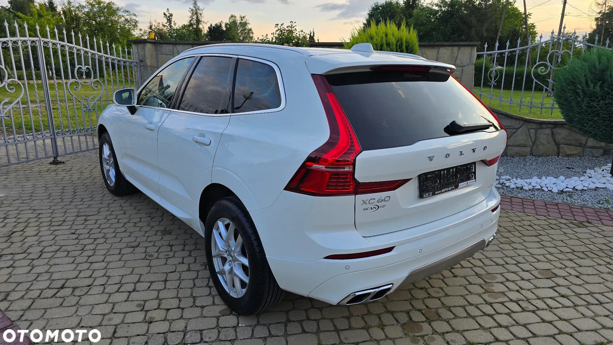 Volvo XC 60 T5 AWD Momentum - 7