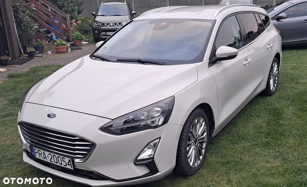 Ford Focus - 10