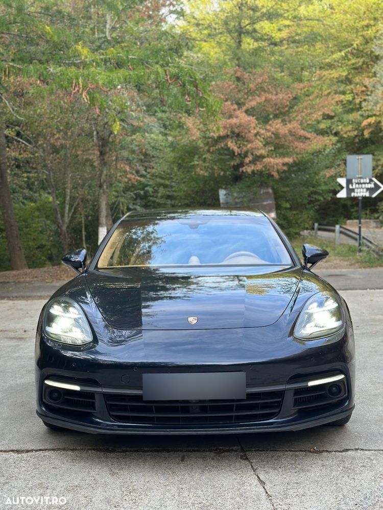 Porsche Panamera 4S - 1