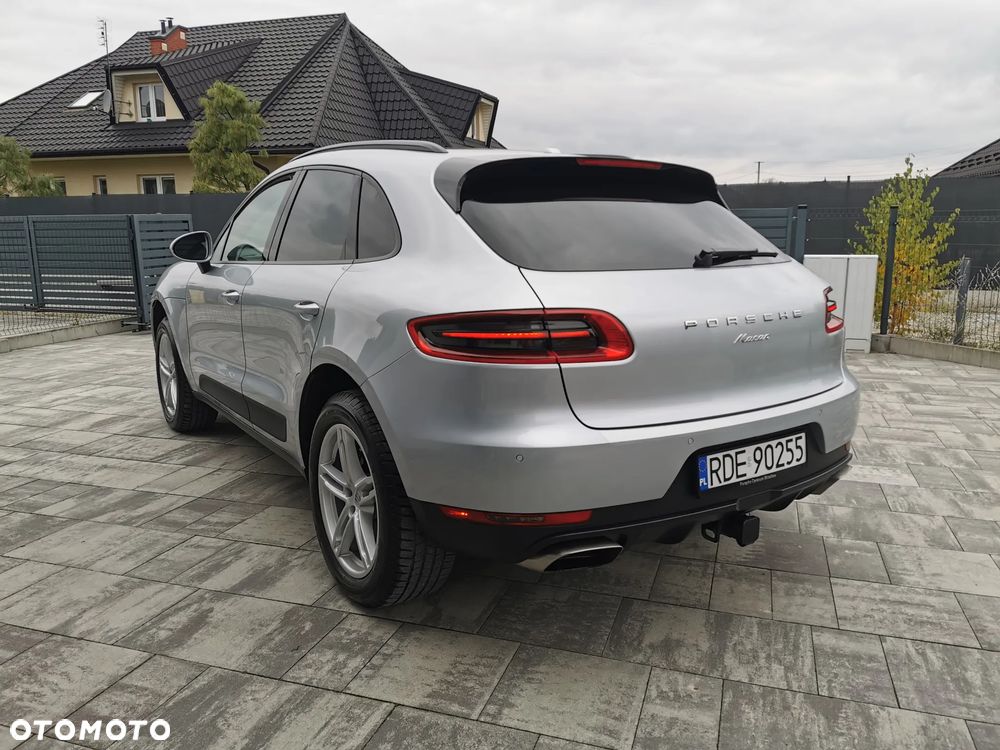 Porsche Macan Standard - 26