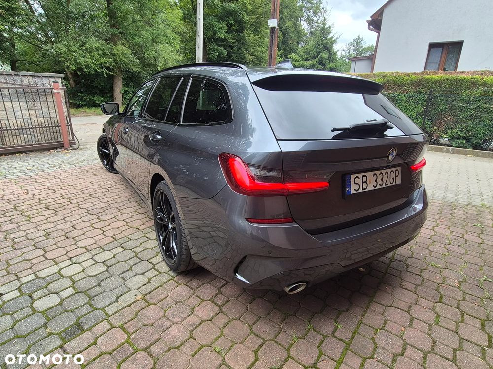 BMW Seria 3 320d M Sport - 3