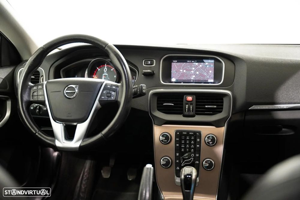 Volvo V40 Cross Country 2.0 D2 Momentum - 12