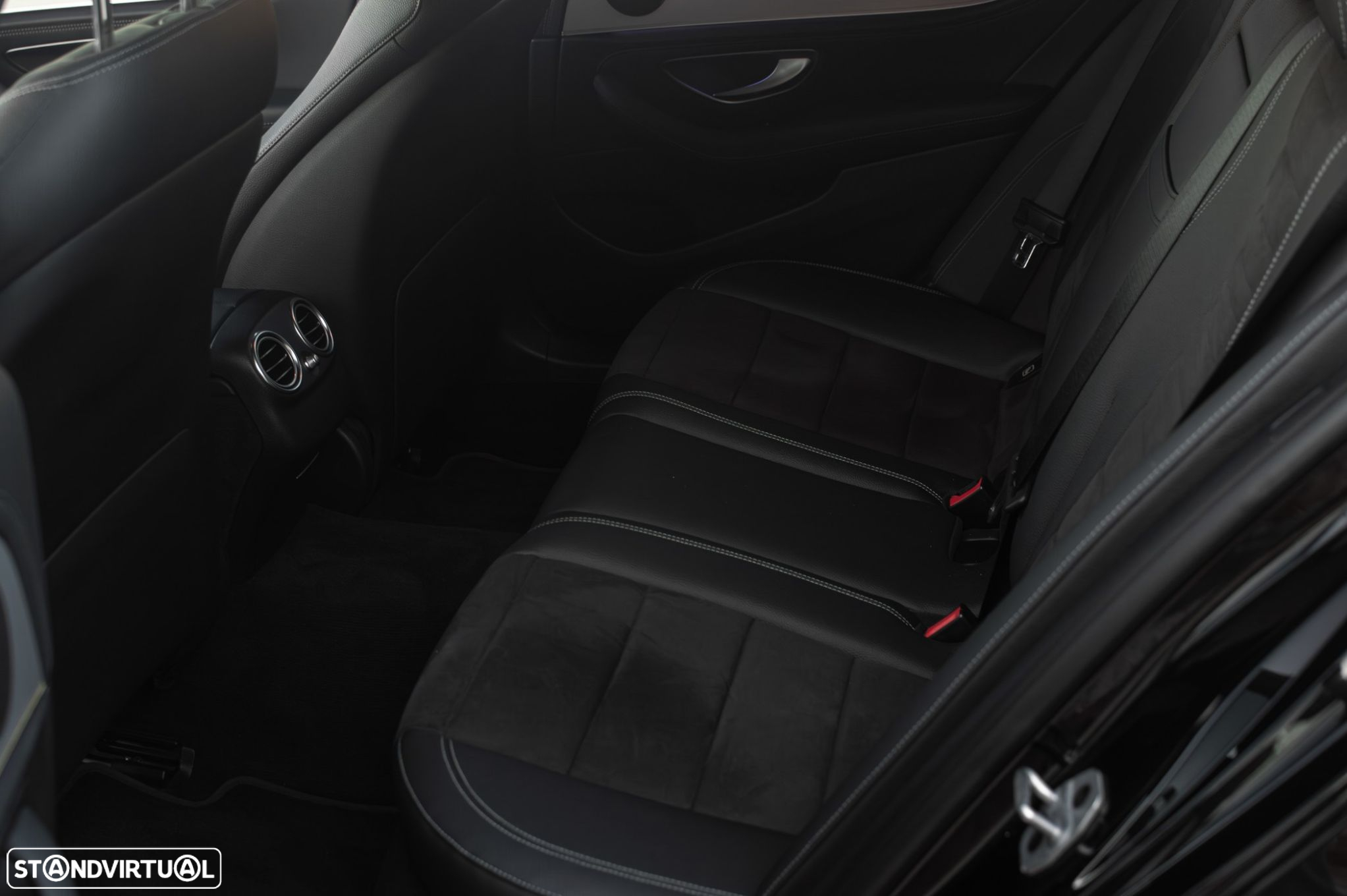 Mercedes-Benz E 300 - 19