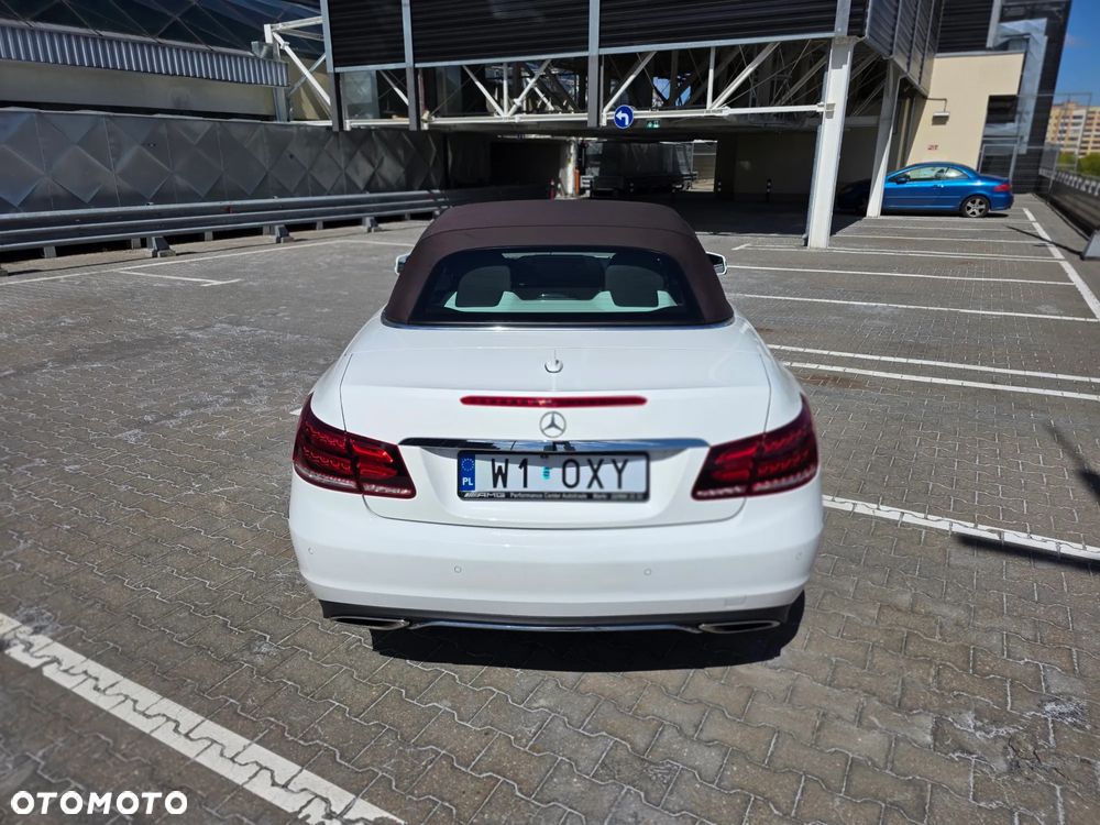 Mercedes-Benz Klasa E 250 7G-TRONIC - 12