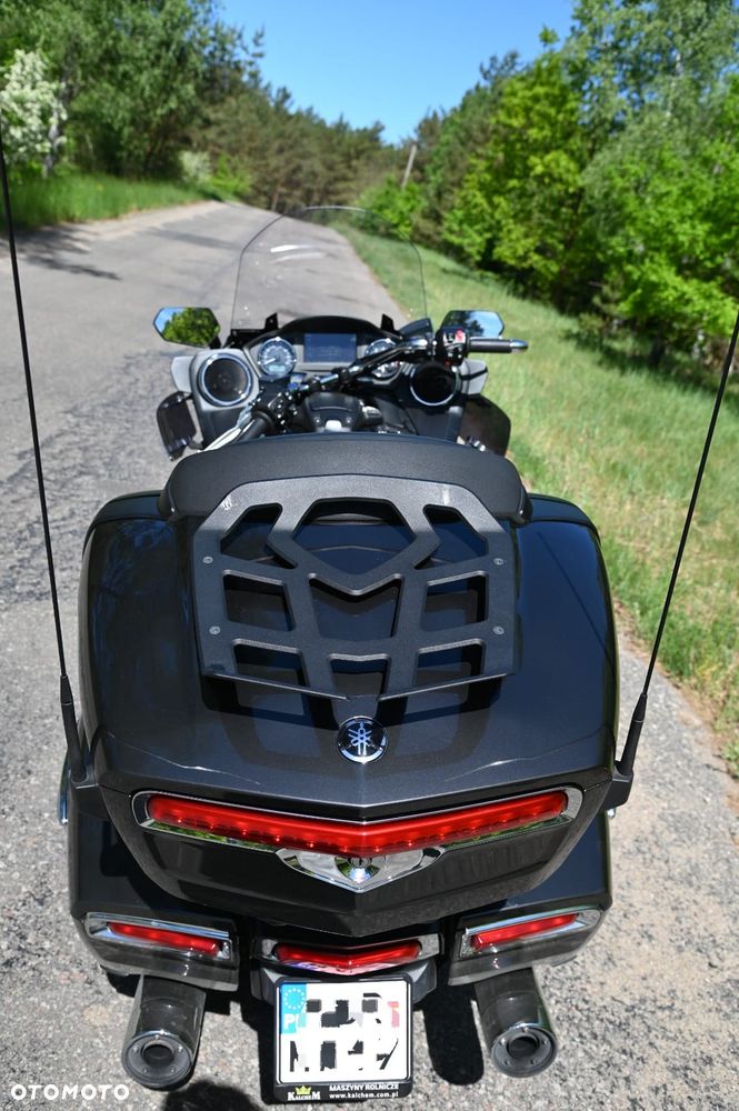 Yamaha Venture - 10