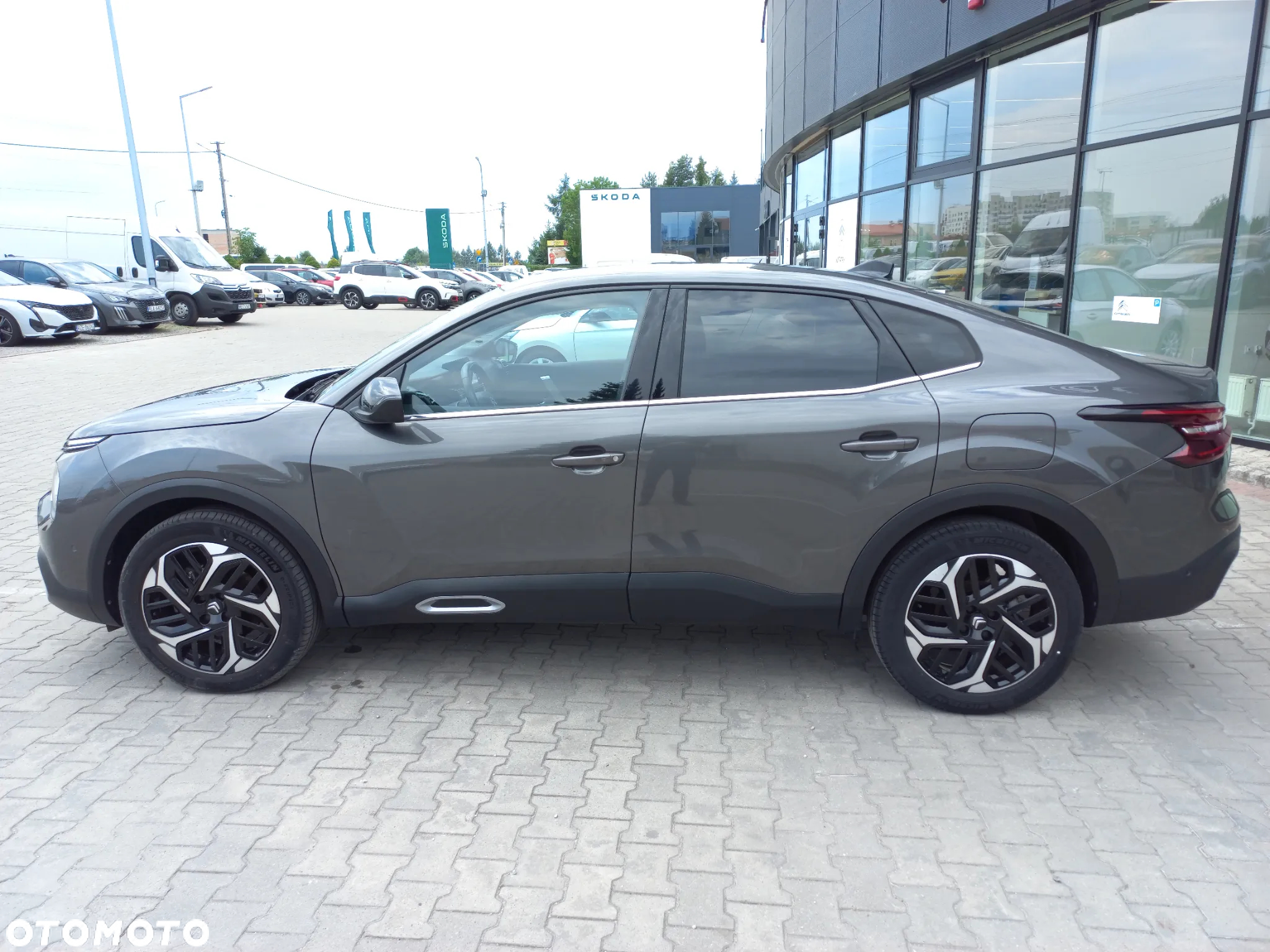 Citroën C4 1.2 PureTech Shine S&S EAT8 - 8