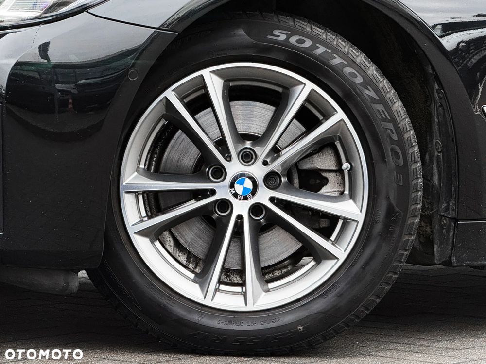 BMW Seria 5 520d xDrive Sport Line - 12