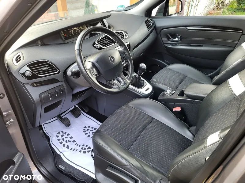 Renault Grand Scenic Gr 1.6 dCi Energy Bose Edition - 27