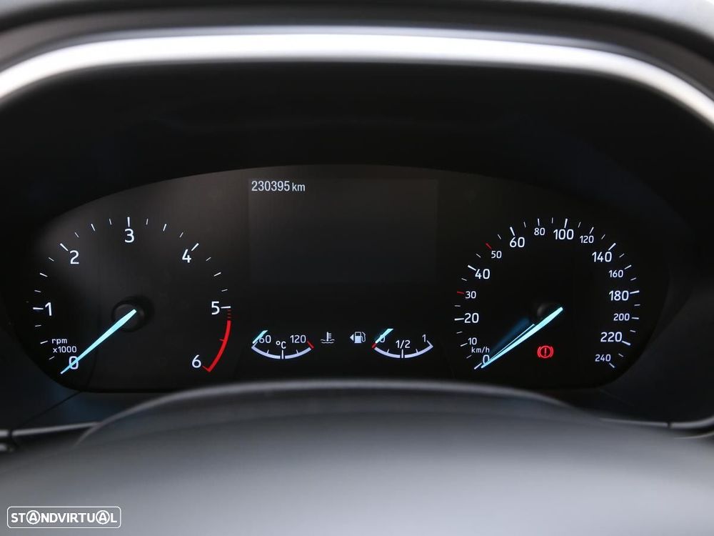 Ford Focus SW 1.5 TDCi EcoBlue Business - 17