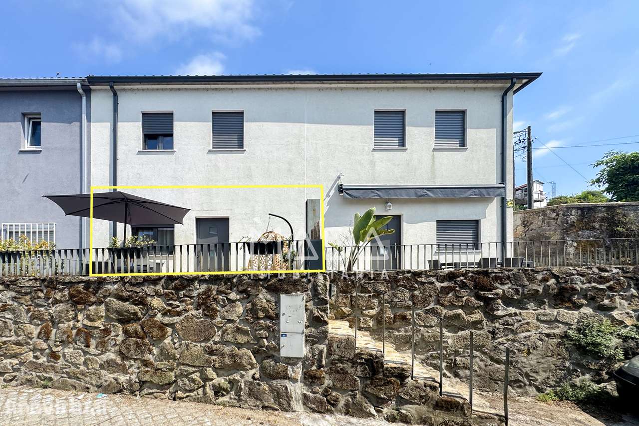 Andar moradia T2 c/terraço em Lomar, Braga - Grande imagem: 2/23