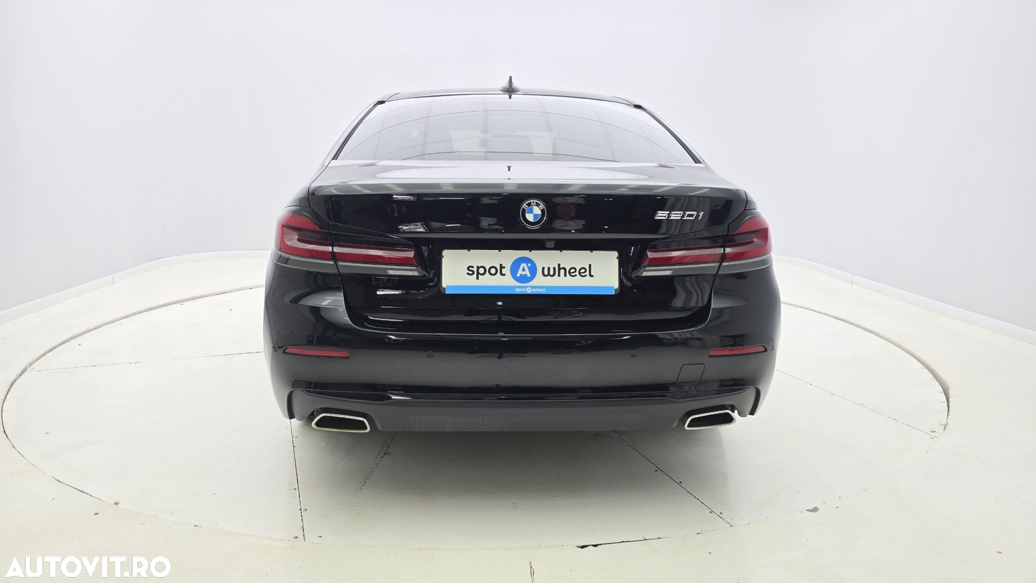 BMW Seria 5 520i AT MHEV - 7