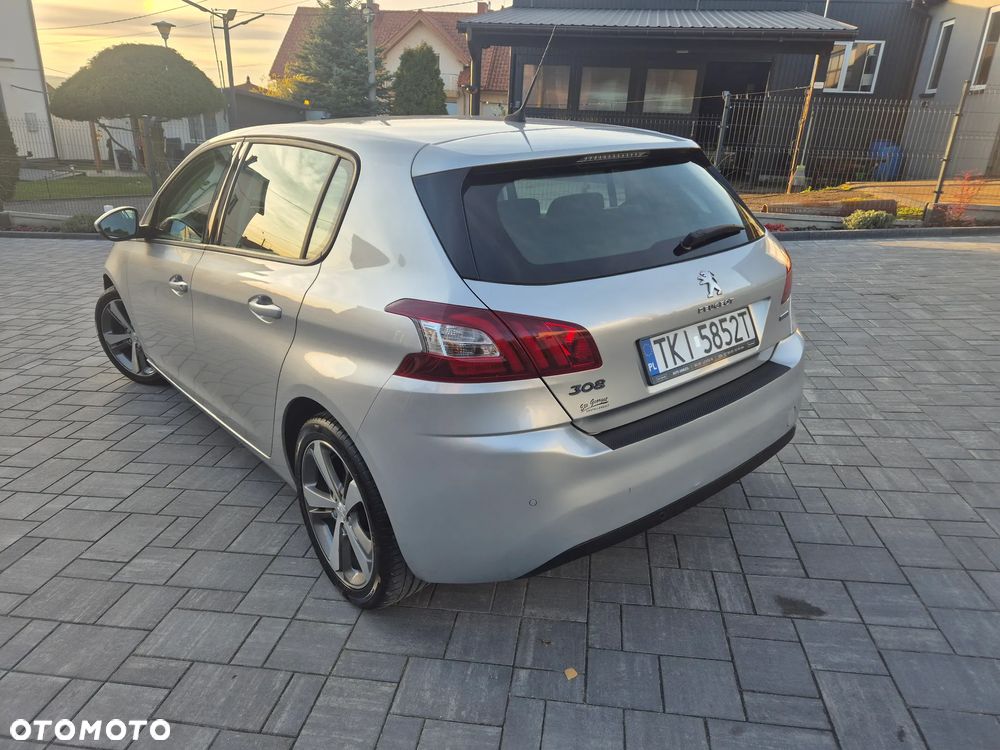 Peugeot 308 - 4