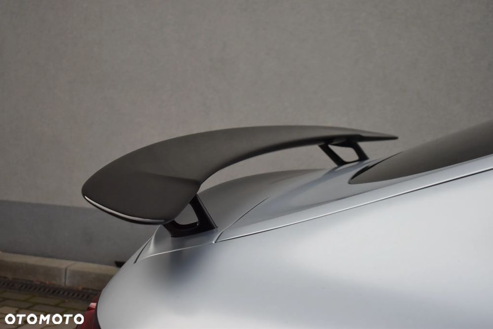 Mercedes-Benz AMG GT - 12