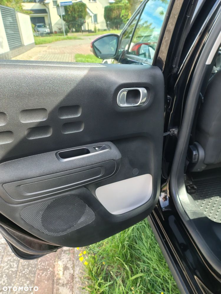 Citroën C3 1.2 PureTech Shine EAT6 - 8