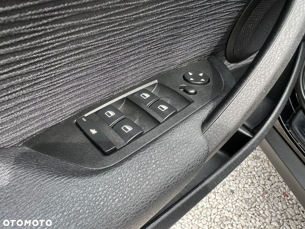 BMW X1 xDrive20d - 25