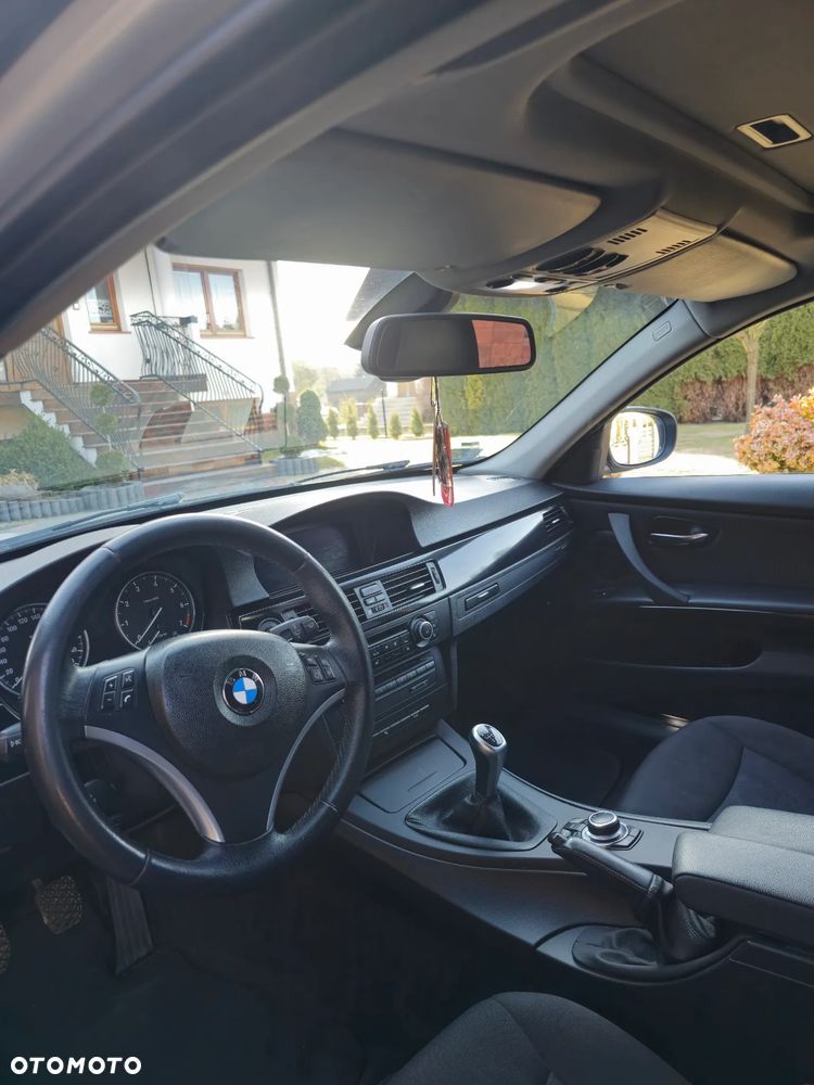 BMW Seria 3 - 10