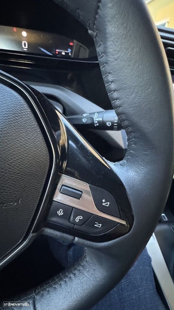 Peugeot 308 1.2 PureTech Allure - 16