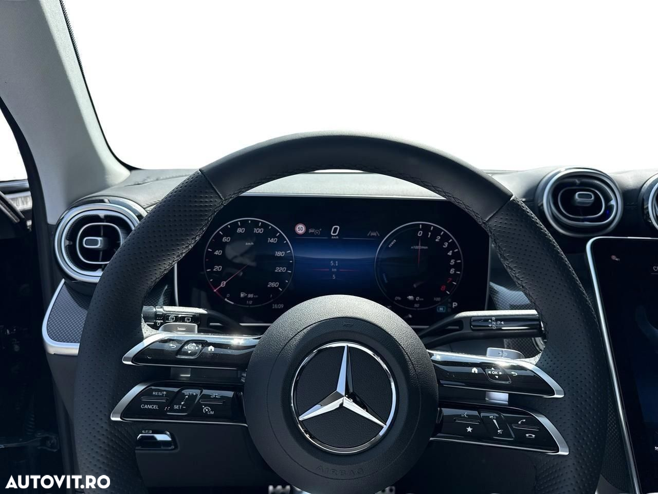Mercedes-Benz GLC 300 e 4MATIC - 7